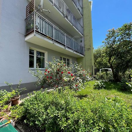 Old Town Nest Apartment Красков Екстериор снимка